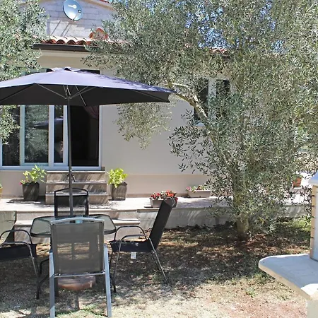 Appartement Ada Galižana