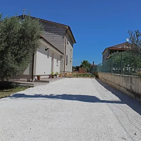 Apartment Ada